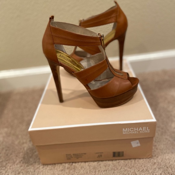 Michael Kors Heels - Picture 4 of 7